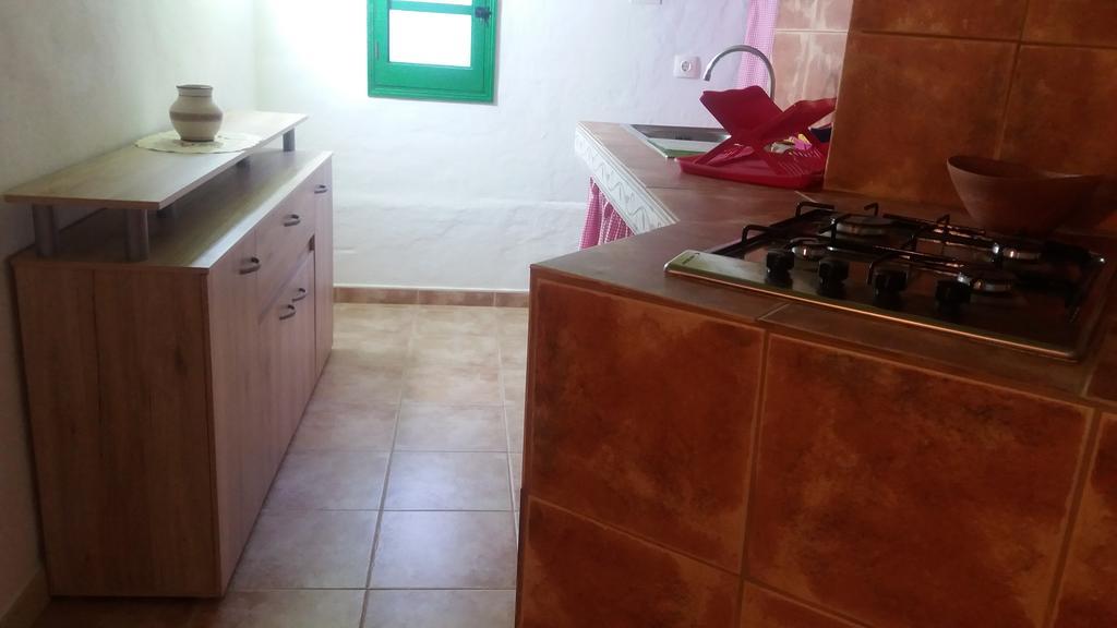 El Jardin Apartment Mogan Exterior photo