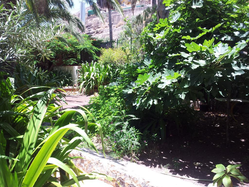 El Jardin Apartment Mogan Exterior photo