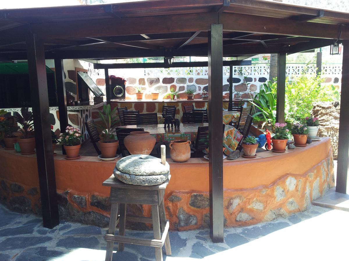 El Jardin Apartment Mogan Exterior photo